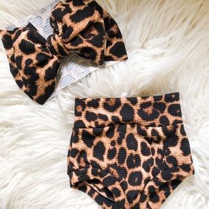 Cheetah Bummies & Matching Bow
